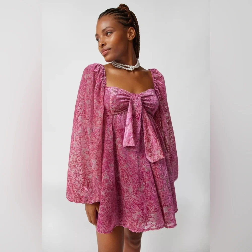 NWT For Love & Lemons Pink Paisley Tie-Front Mini Dress - Picture 2 of 10